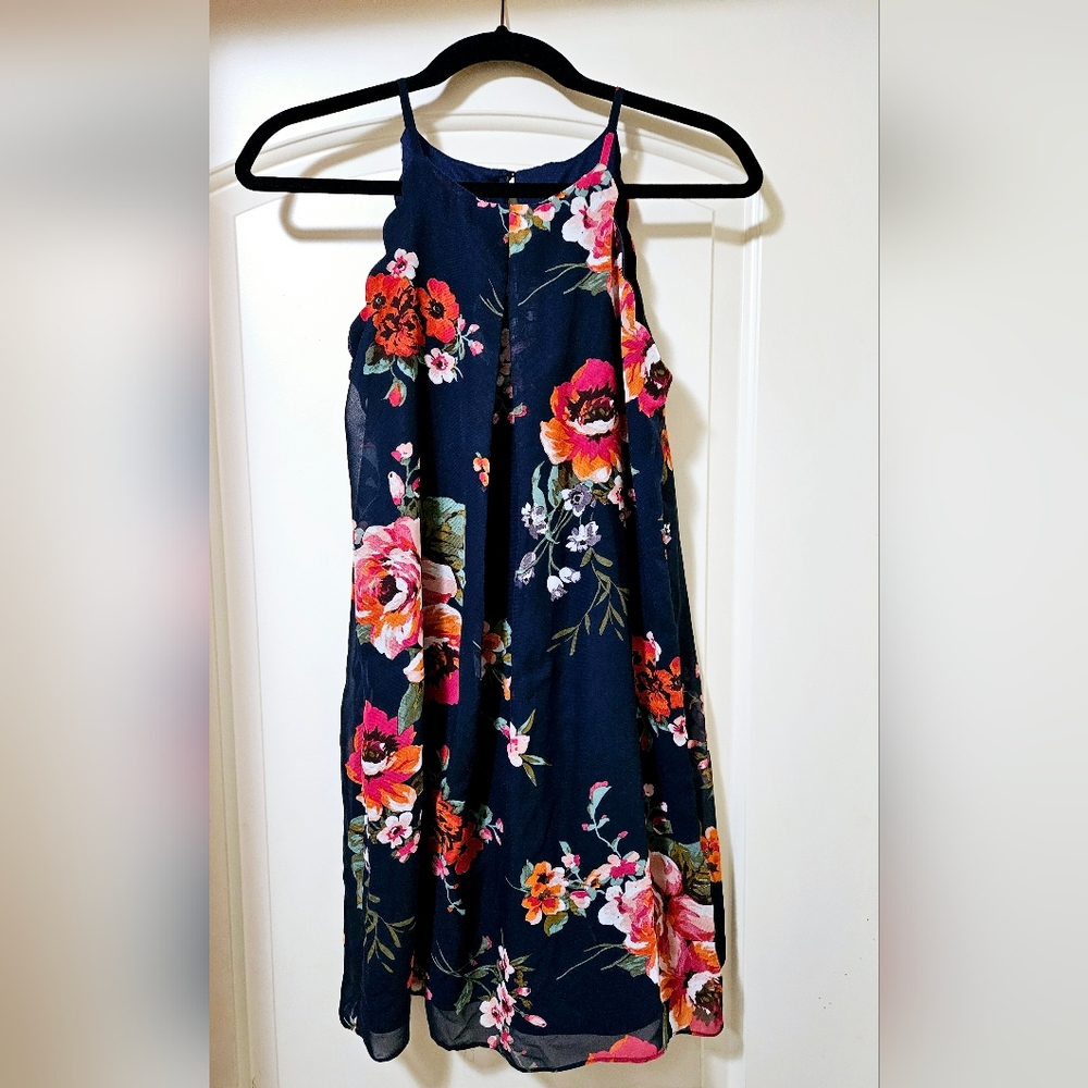 A Byer Young Women's Junior Scalloped Edge Chiffon Floral Shift Dress Size M